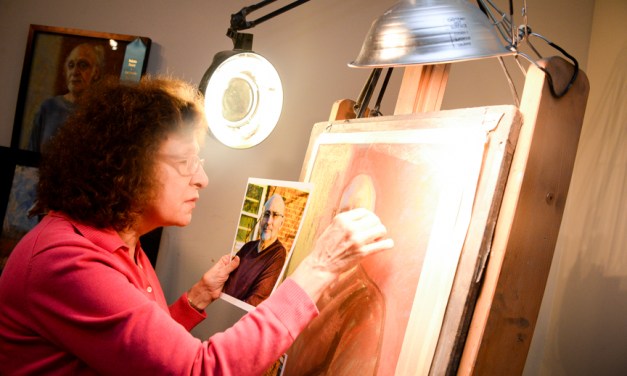 And she’s off! Local artist Sharon Matisoff looking to break into world of equine art