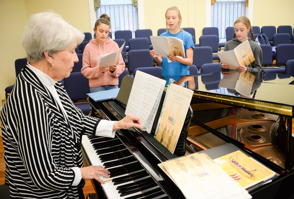 Linda McKinley helping children find their voice through music