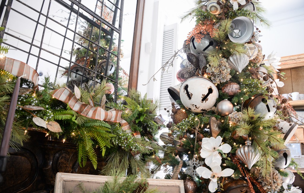 Holiday decorating: A labor of love