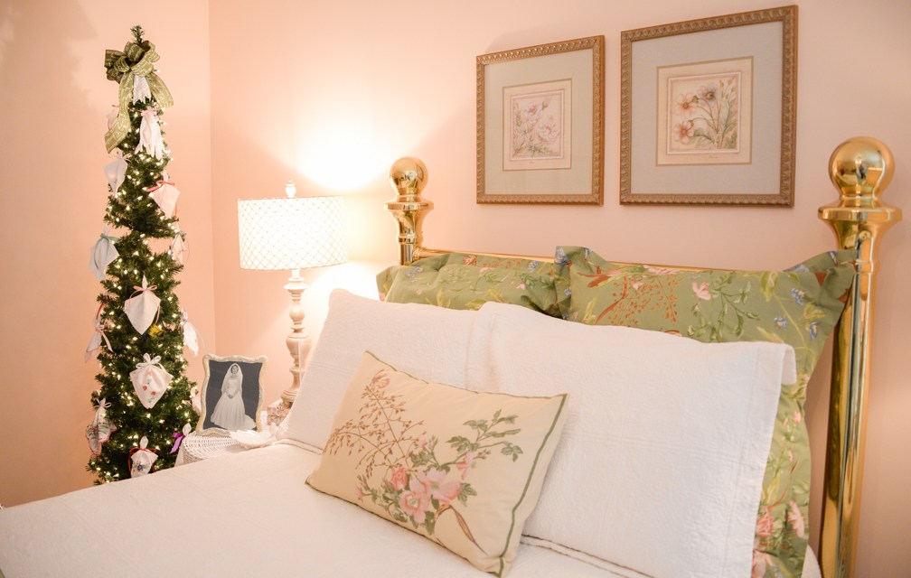 Comfortably living: Guthrie and Jennifer True enjoy Cape Cod-style home in Two Creeks
