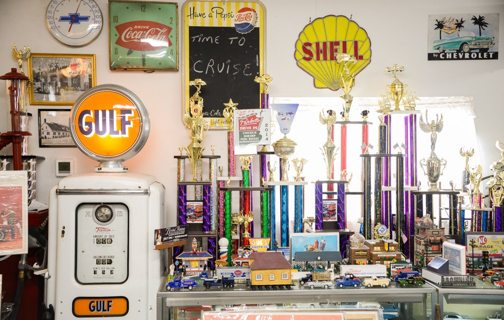 Live to cruise: Charlie Cheatham collecting Chevy cars from the 50s and 60s