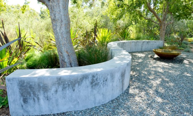 5 ways to use walls in the landscape