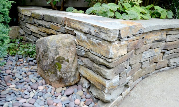 5 ways to use walls in the landscape