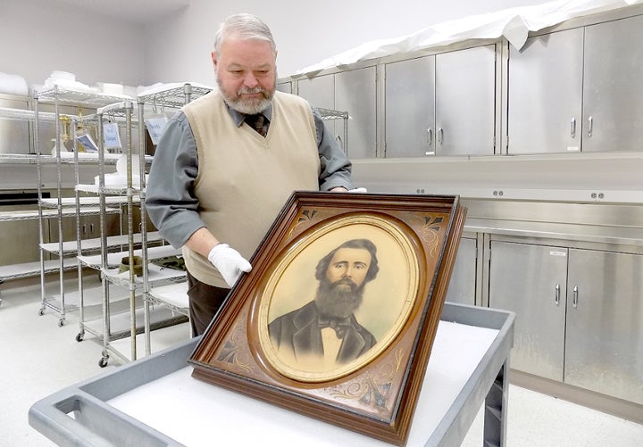 Kentucky National Guard historian secures important artifacts for Kentucky