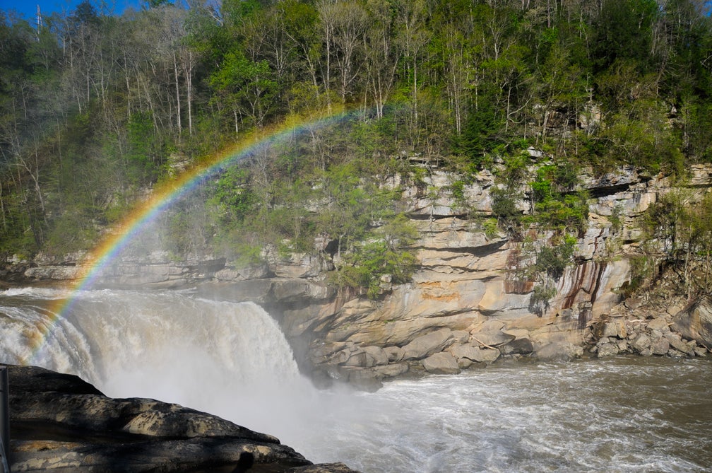 The moon, the mist and look at this!: A Frankfort photographers advice on Cumberland Falls moonbow photography