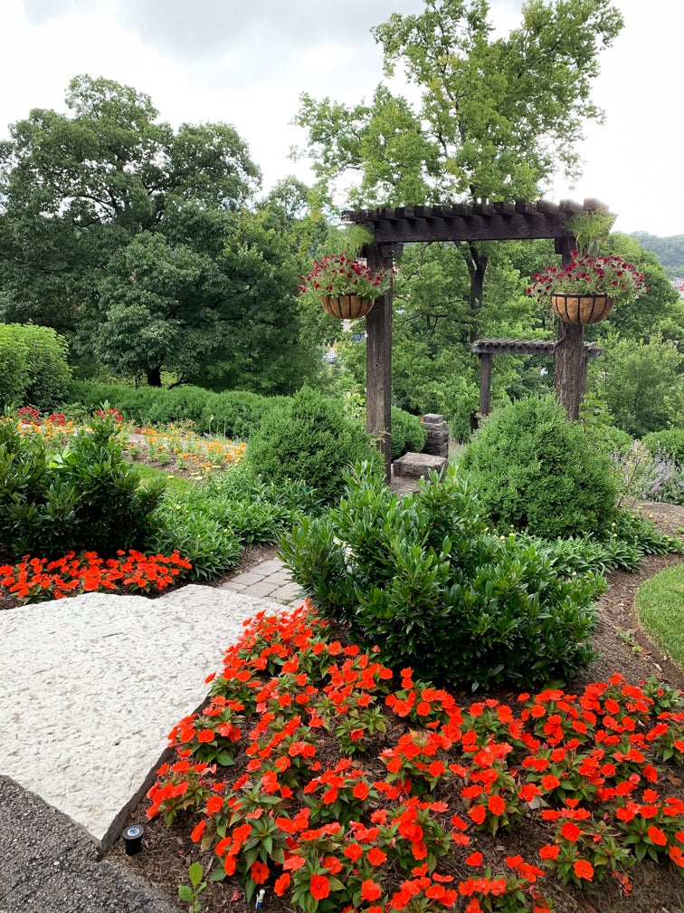 Botanicals, beauty and bourbon at Stony Point Garden