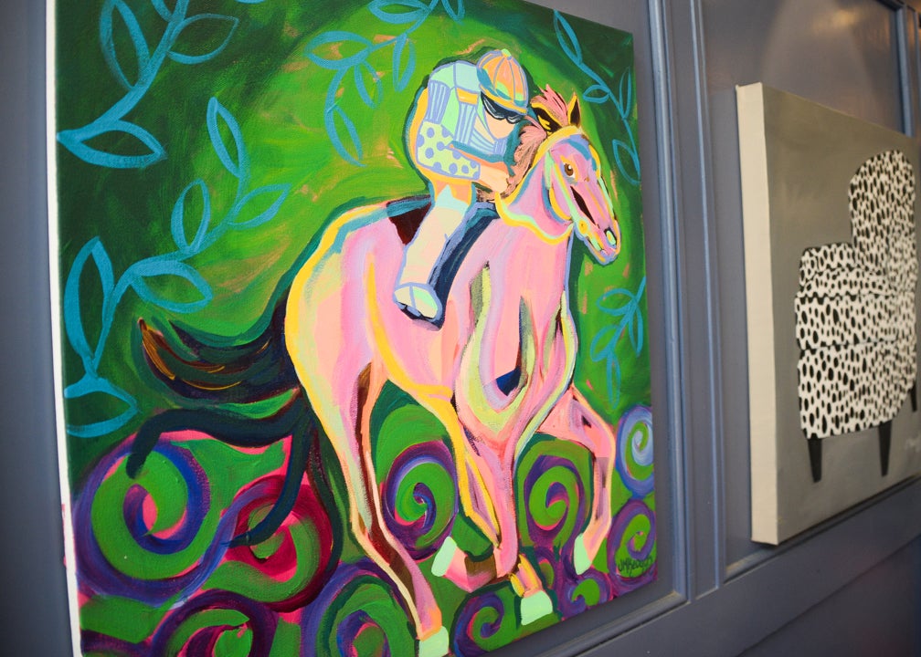 Animal lover brings pop of color to downtown Frankfort