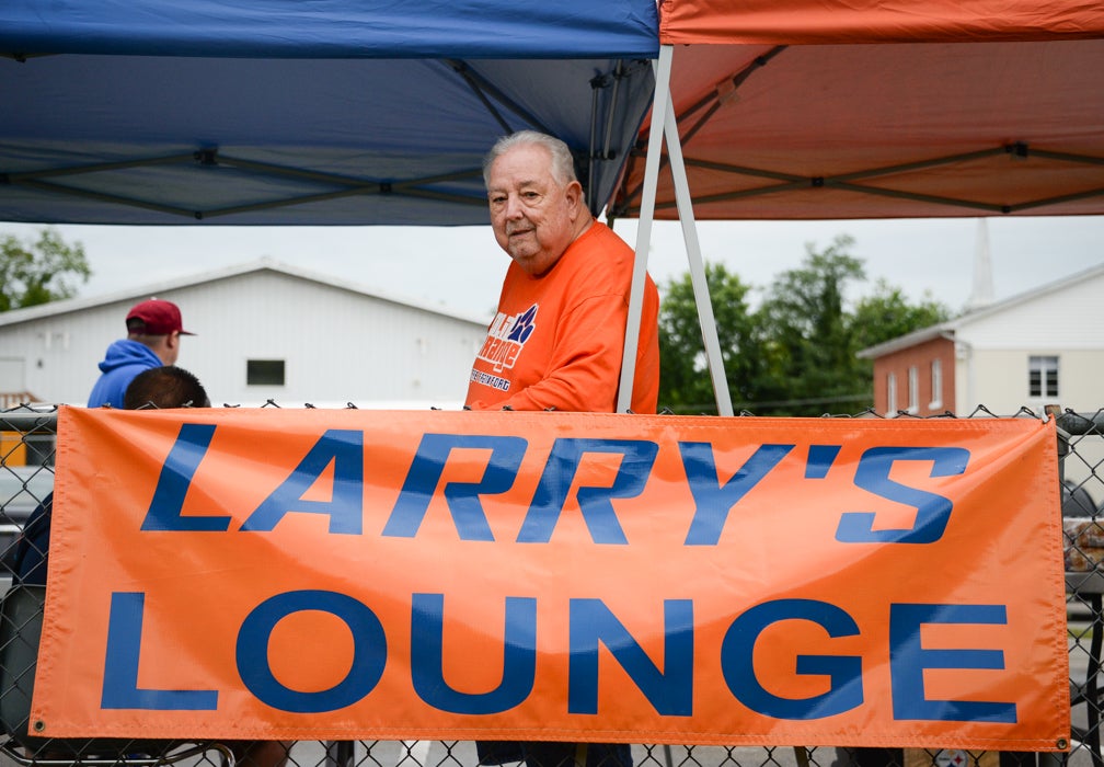 Bringing Crock Pots of love to ‘Larry’s Lounge’