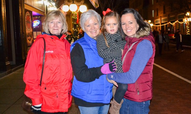 Snapped: Candlelight Tradition kickoff — Nov. 21, 2019