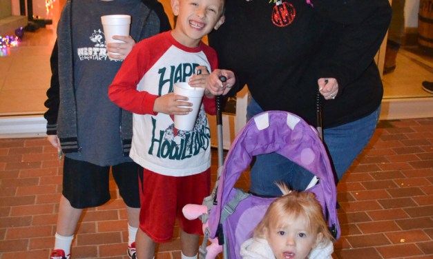 Snapped: Candlelight Tradition kickoff — Nov. 21, 2019