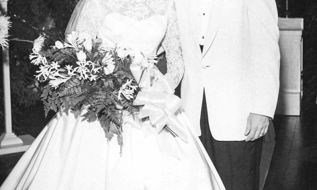 ‘Happy Honeymooners’