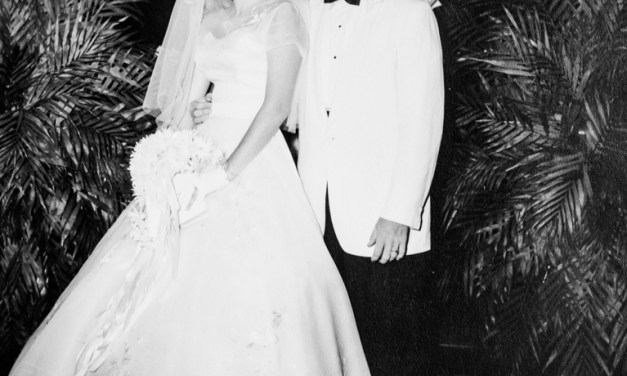 ‘Happy Honeymooners’