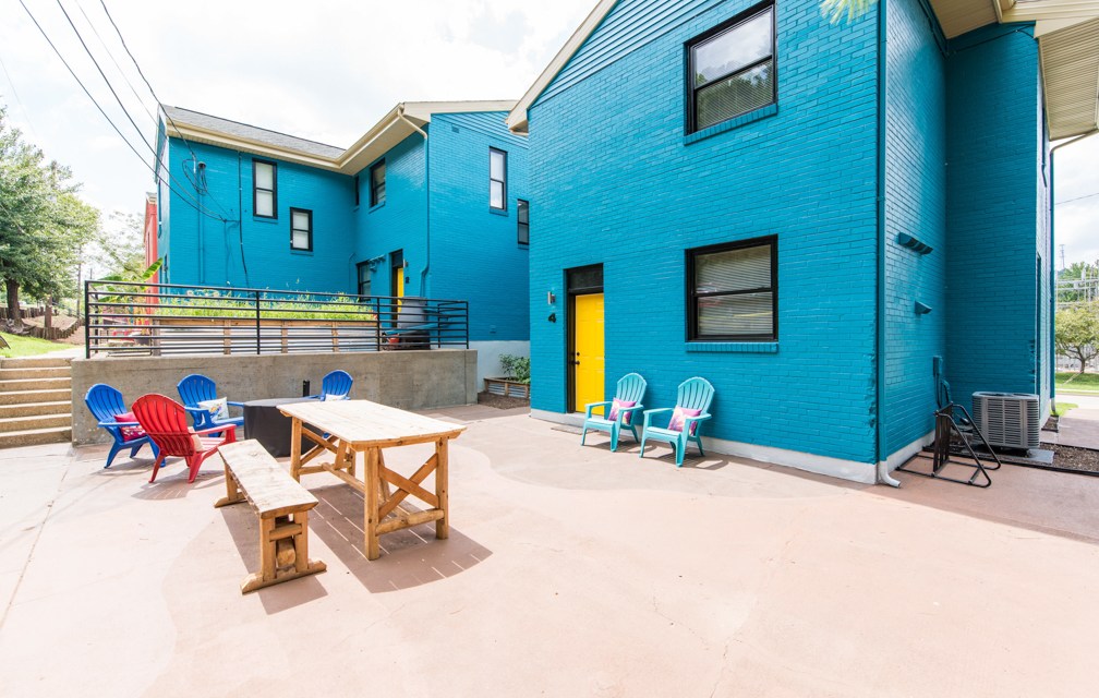 The painted ladies of Frankfort: UrbanWoods Apartments and Airbnbs making a statement