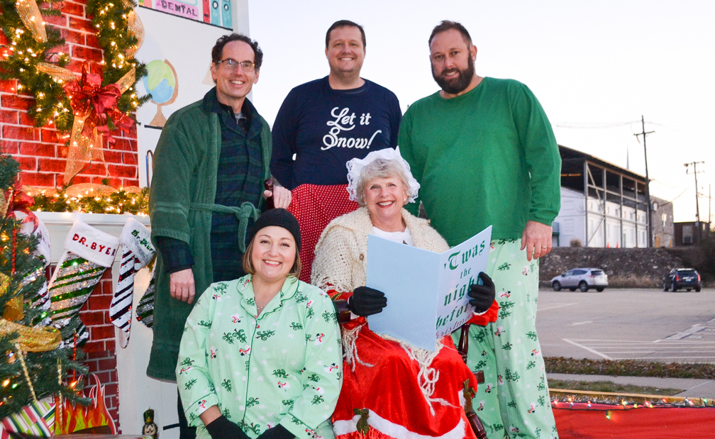 Snapped: Frankfort Christmas Parade — Dec. 7, 2019