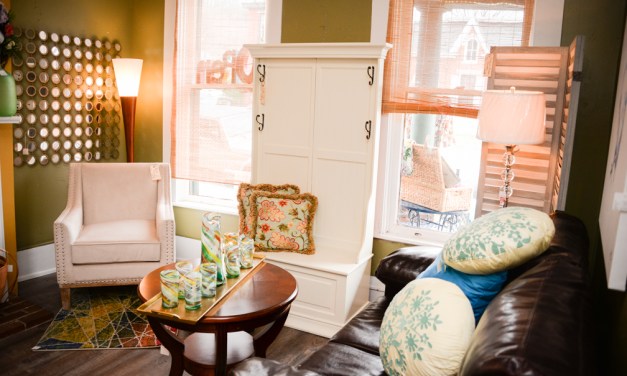 Tammi Tracy loves living, working in downtown Frankfort