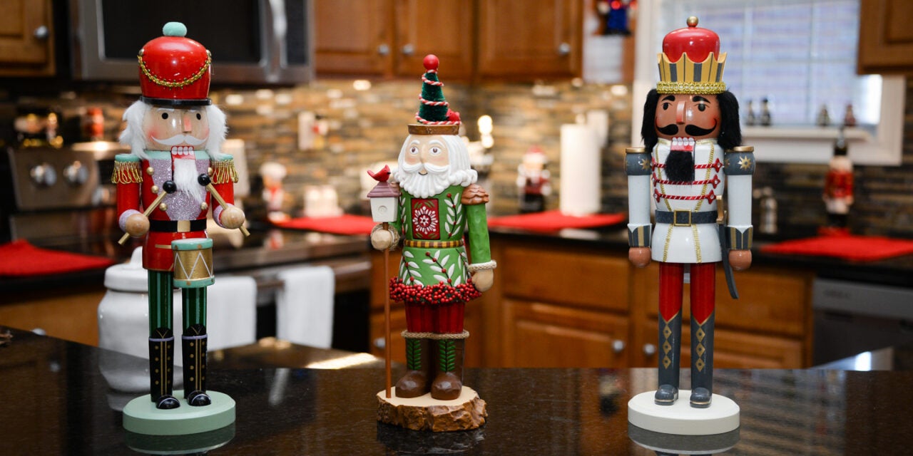 A royal welcoming: Carla Tillett adorns home with more than 300 nutcrackers