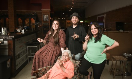 Mobleys keeping Kentucky Gentlemen Cigars rolling forward